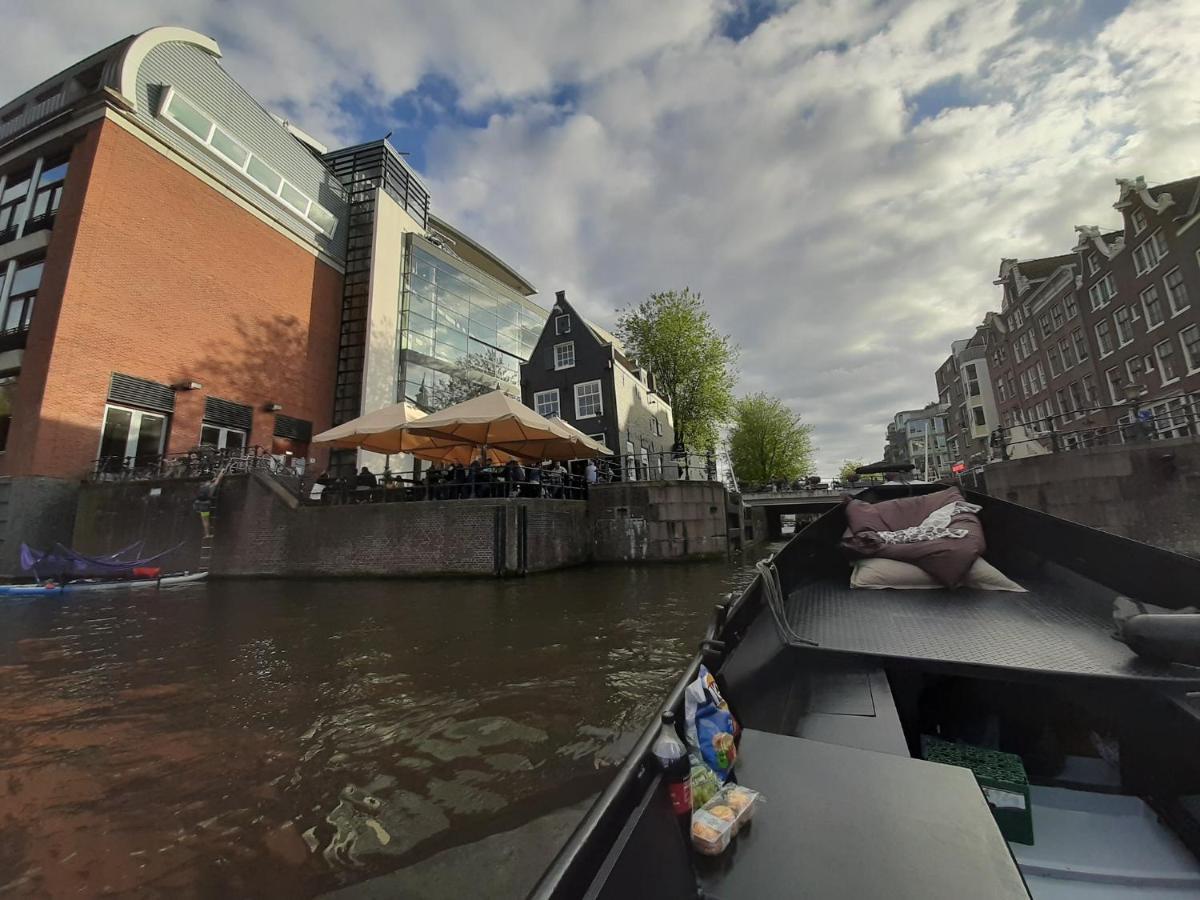 Hotel Euphrate Houseboat Ámsterdam Exterior foto