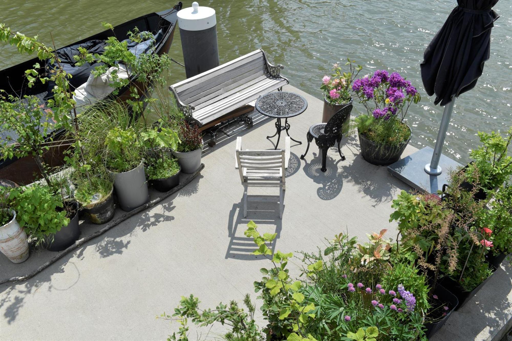 Hotel Euphrate Houseboat Ámsterdam Exterior foto